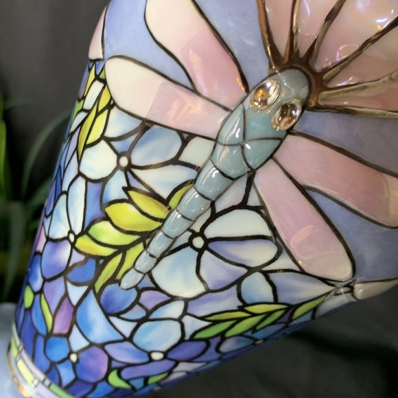 Bradford Editions Era of Louis Tiffany 2002 “Glittering Dragonflies” vase - Picture 11 of 12